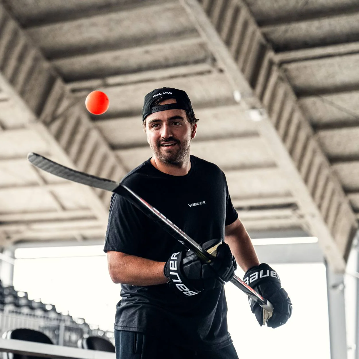 BAUER CORE SHORTSLEEVE TEE SENIOR - Image 4