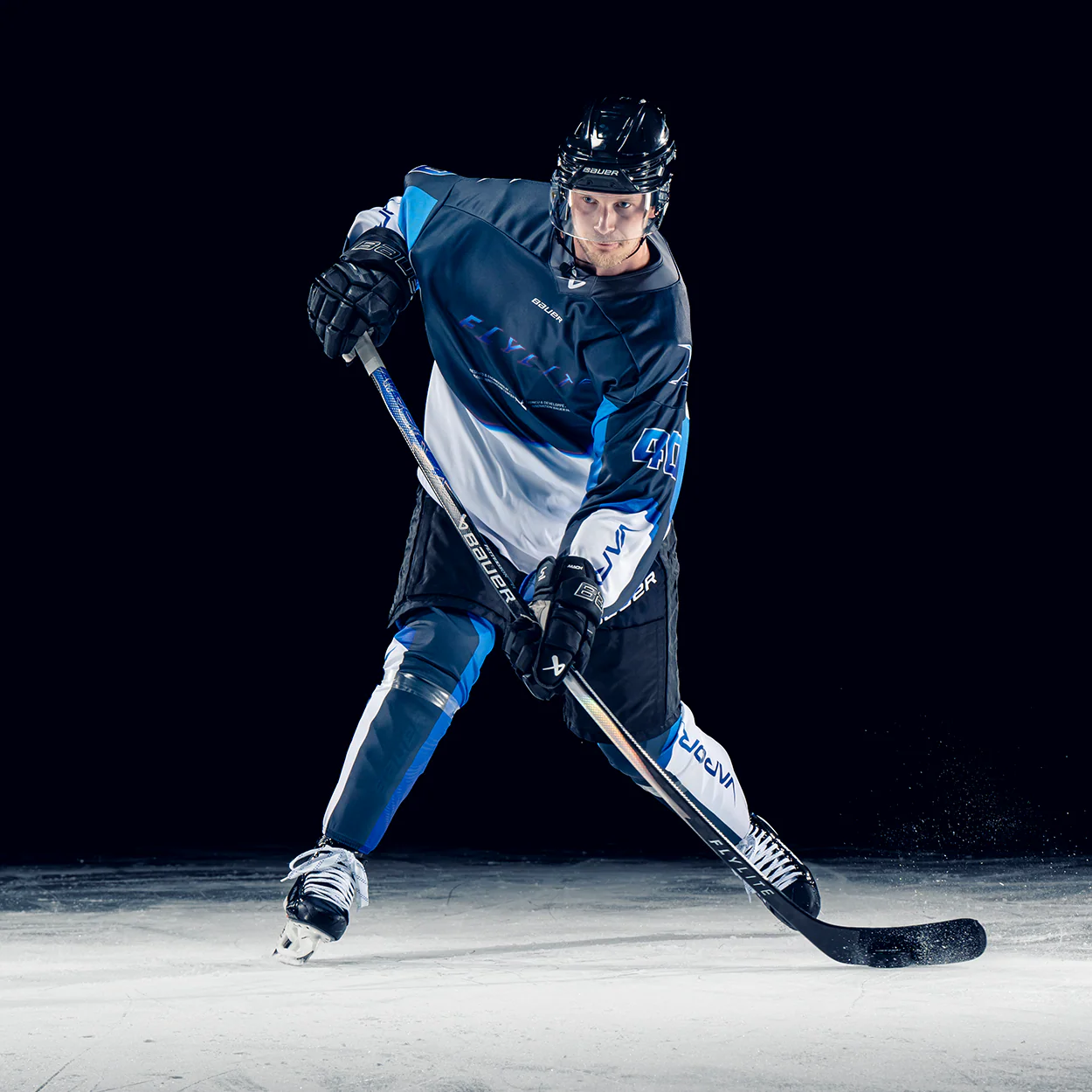 BAUER VAPOR FLYLITE GRIP STICK YOUTH - Image 13